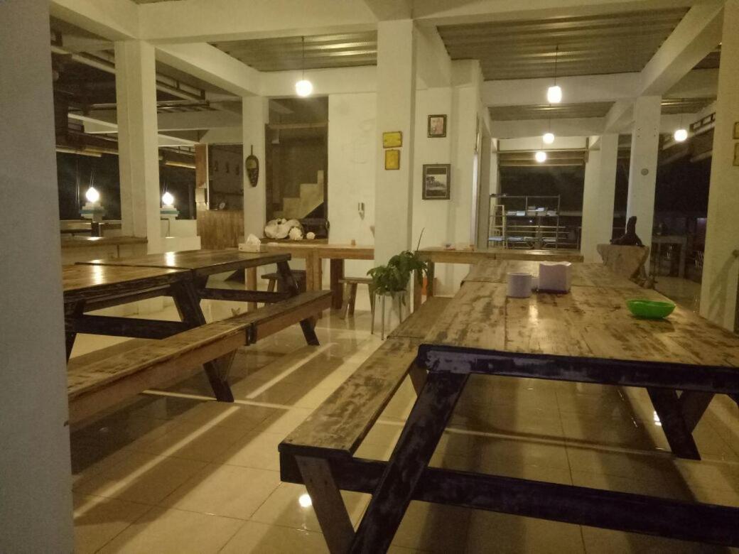 Bajo Sunset Hostel Labuan Bajo Exteriér fotografie